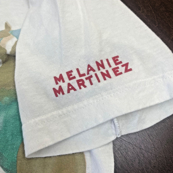 Melanie Martinez 2016 Pity Party Crying Baby Concert t-shirt Size Small - Picture 9 of 9